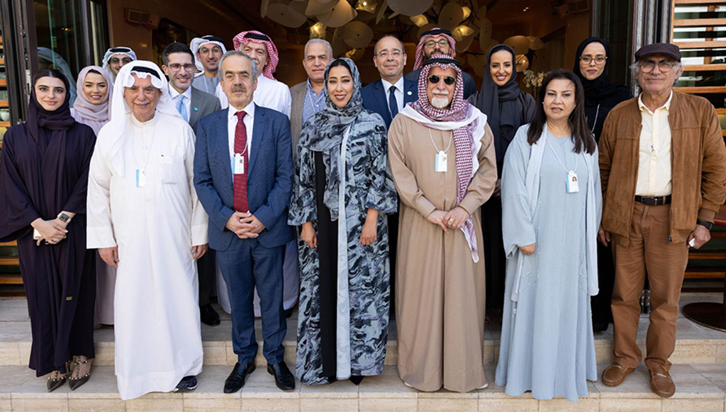 مجلس دبي للإعلام يلتقي الإعلاميين المشاركين في أعمال القمة العالمية