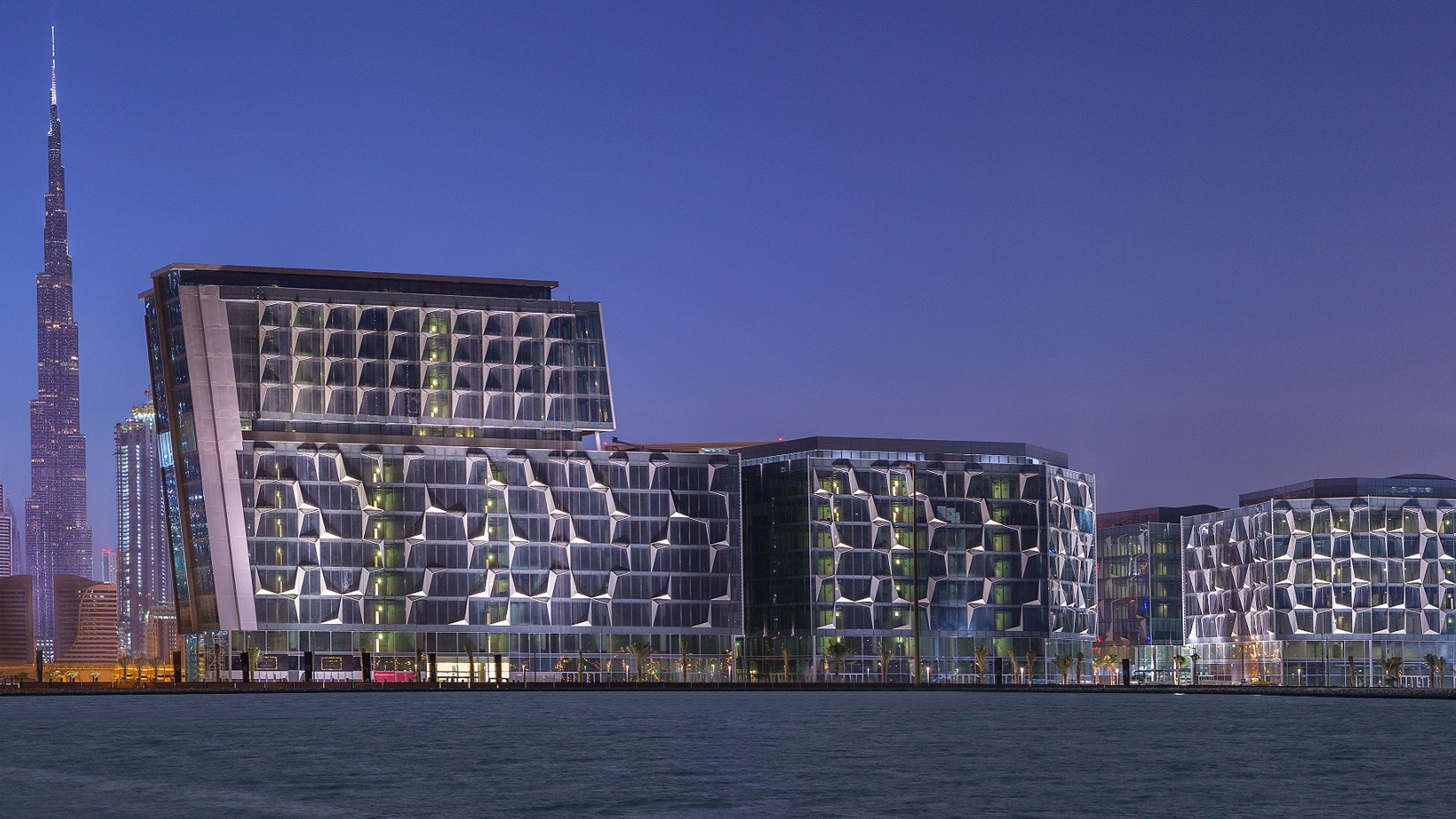 أسبوع دبي للموضة ينطلق بنسخته الأولى في حي دبي للتصميم 10 – 15 مارس 2023