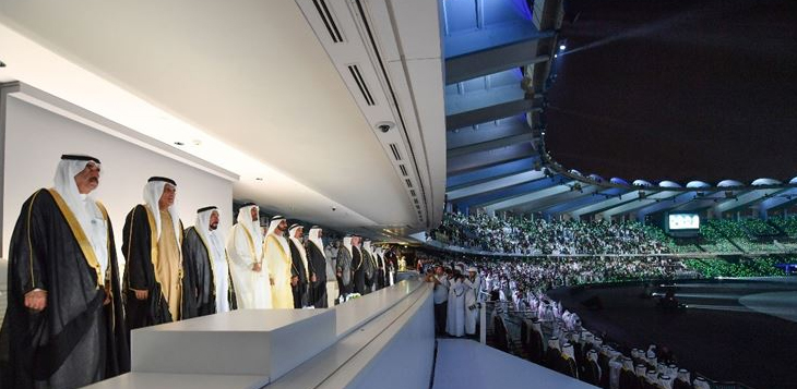 محمد بن راشد ومحمد بن زايد والحكام يشهدون الاحتفال الرسمي باليوم الوطني الـ 47