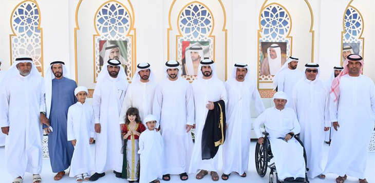 حمدان بن محمد يحضر أفراح المطيوعي والمزروعي بدبي