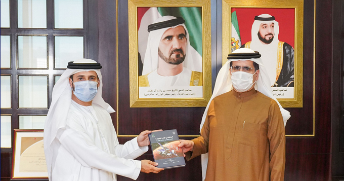 هيئة كهرباء ومياه دبي وكلية محمد بن راشد للإدارة الحكومية تطلقان كتاب "الرشاقة في الإدارة الحكومية"