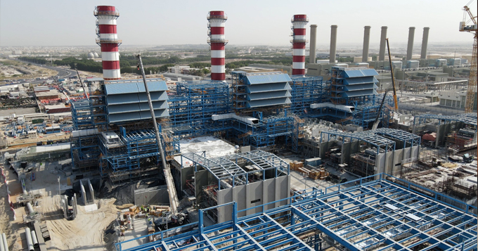 هيئة كهرباء ومياه دبي تنجز 72.38% من مشروع المرحلة الرابعة من محطة توليد الكهرباء بالعوير