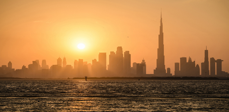 مواصلة الحملات التوعوية بلغات متعددة لنشر الوعي الصحي والتعريف بطرق الوقاية من الأمراض 