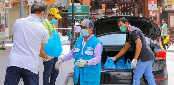 حملة "مدينتك تناديك" توزع نصف مليون وجبة مجانية