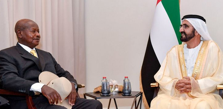 محمد بن راشد والرئيس الاوغندي يشهدان توقيع اتفاقية