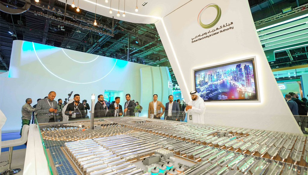 هيئة كهرباء ومياه دبي تستعرض أبرز مشروعاتها ومبادراتها في القمة العالمية لطاقة المستقبل 2023