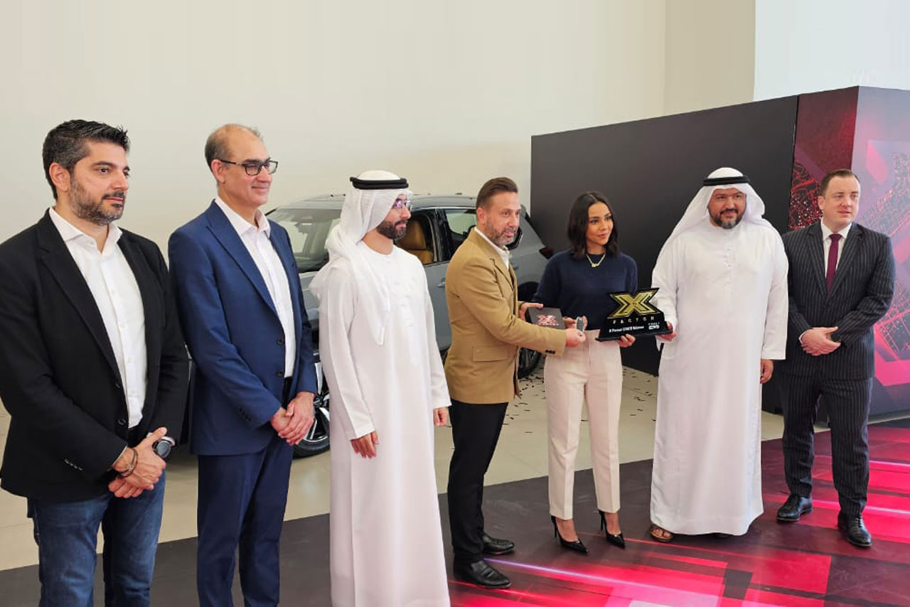 "تلفزيون دبي" و"نيسان" تحتفيان بنجمة "إكس فاكتور"