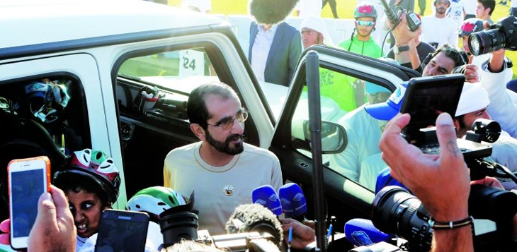 محمد بن راشد يتفقد الاستعدادات النهائية لكأس القدرة في سيح السلم