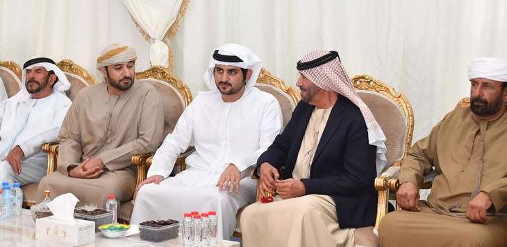 مكتوم بن محمد يعزي في وفاة صبيحة بنت عبد الله الكتبي