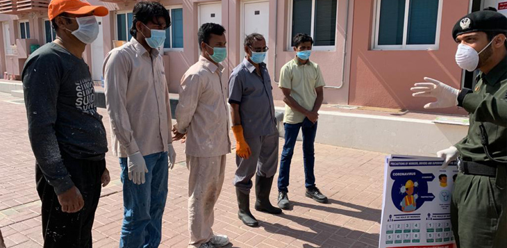 حكومة دبي تنفِّذ حملة توعوية للعمال حول التدابير الاحترازية الواجب اتباعها لمكافحة فيروس كورونا 