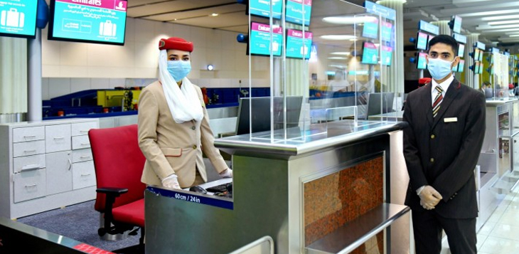 طيران الإمارات تكثف إجراءات السلامة للعملاء والعاملين على الطائرات وفي المطار