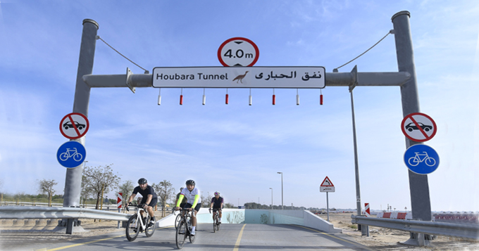 بتوجيهات محمد بن راشد..إطلاق اسم "الحبارى" على نفق مسار الدراجات في سيح السلم بمنطقة القدرة في دبي