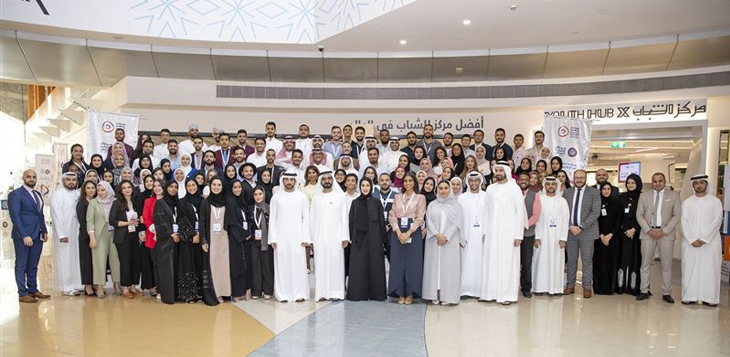 محمد بن راشد يلتقي المشاركين في الدورة الثالثة من برنامج القيادات الإعلامية العربية الشابة