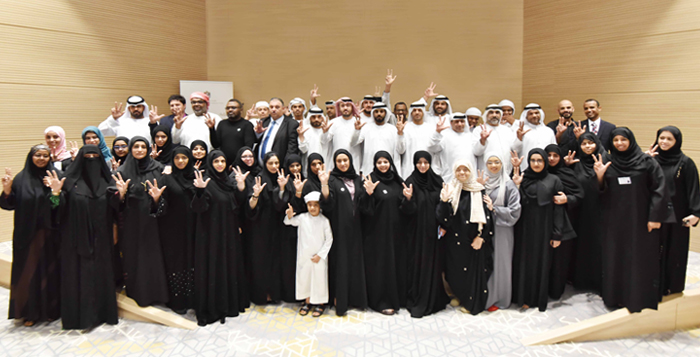 وزارة تنمية المجتمع تقرأ "قصتي" بلغة الإشارة