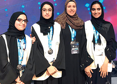 3 طالبات يبتكرن عربة تسوّق ذكية لمساعدة المكفوفين
