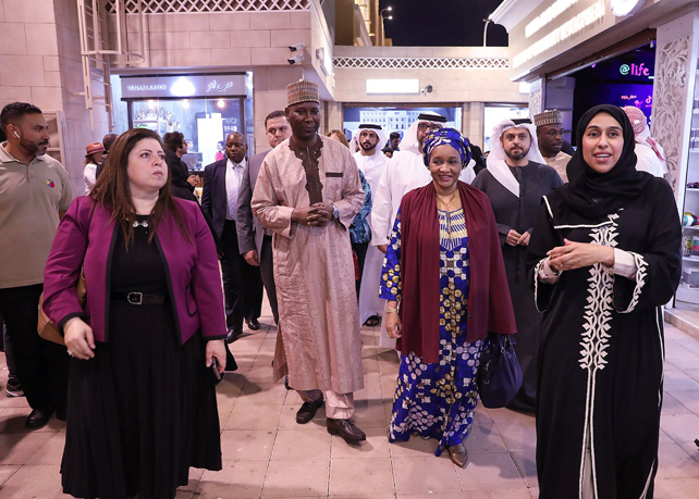 حصة بوحميد تُطلع رئيس الجمعية العامة للأمم المتحدة على تجربة دولة الإمارات في تمكين الأسر المنتجة وأصحاب الهمم