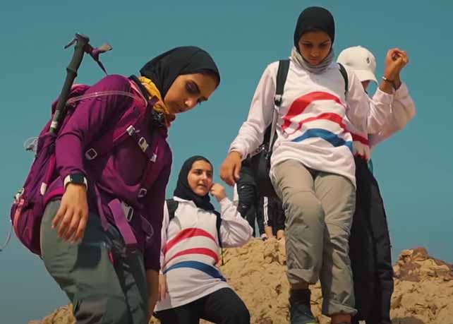 &quot;جرّبها مرّة&quot;.. إبداع الشغف وطاقات الشباب الواعد على قناة الشارقة 