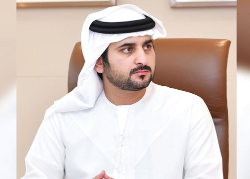 مكتوم بن محمد: الإمارات تعزز مكانتها مركزاً مالياً عالمياً