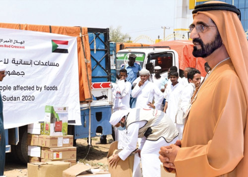 محمد بن راشد يوجّه بمنح الإقامة الذهبية لرواد العمل الإنساني والعاملين فيه