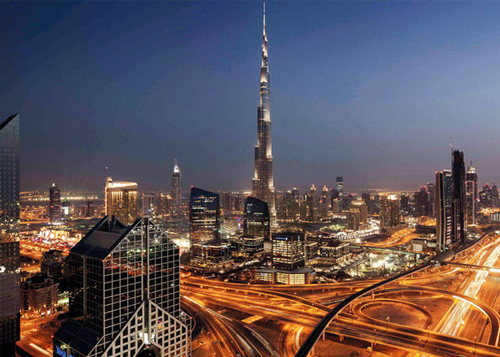 تعزيز تنافسية الإمارات بالشراكة بين الحكومة والقطاع الخاص والمجتمع